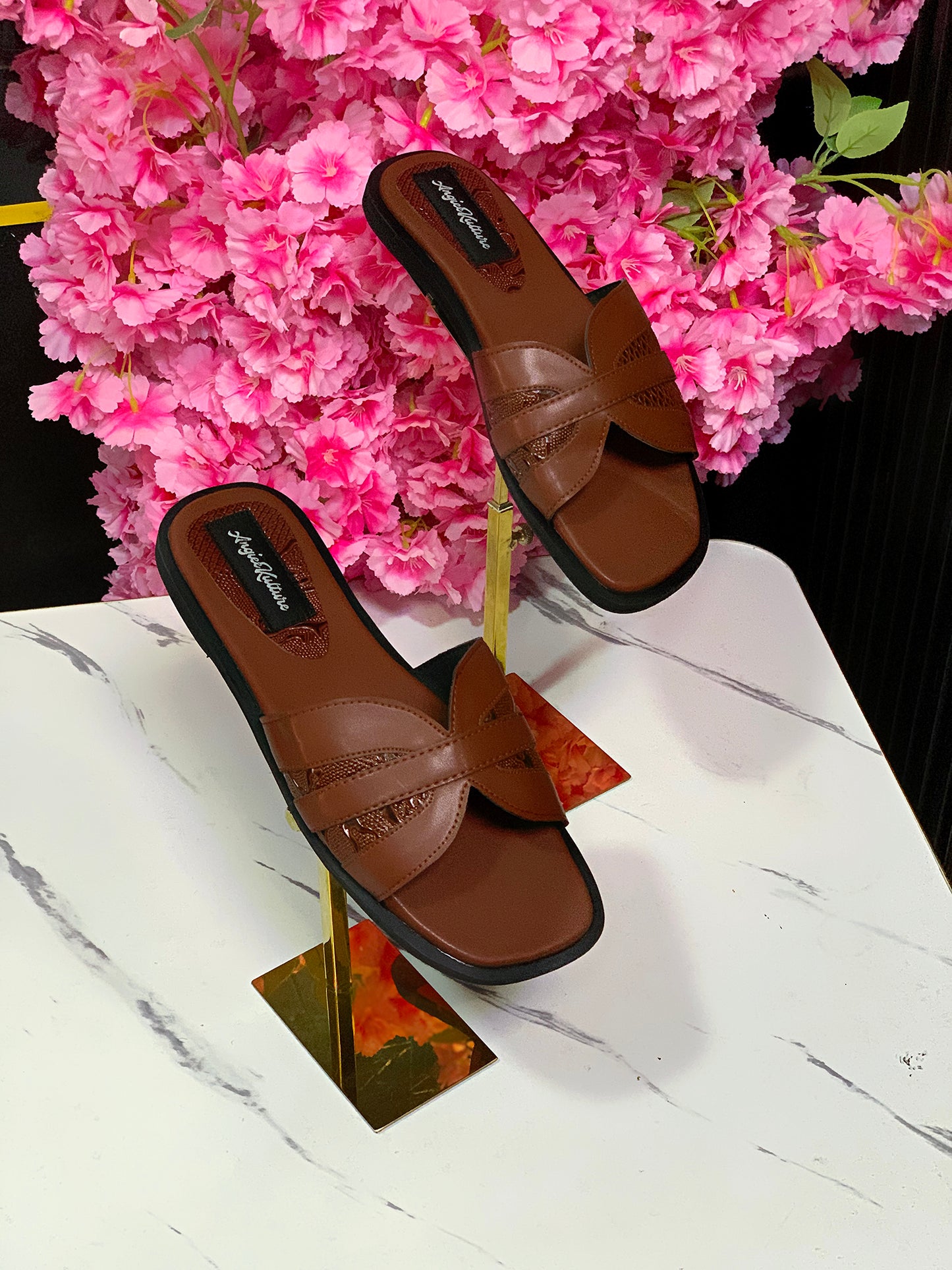 THE SOMA PAIR - BROWN