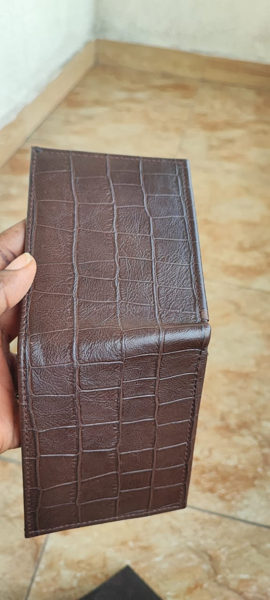 Crocs Bifold Flip Wallet - Coffee Brown