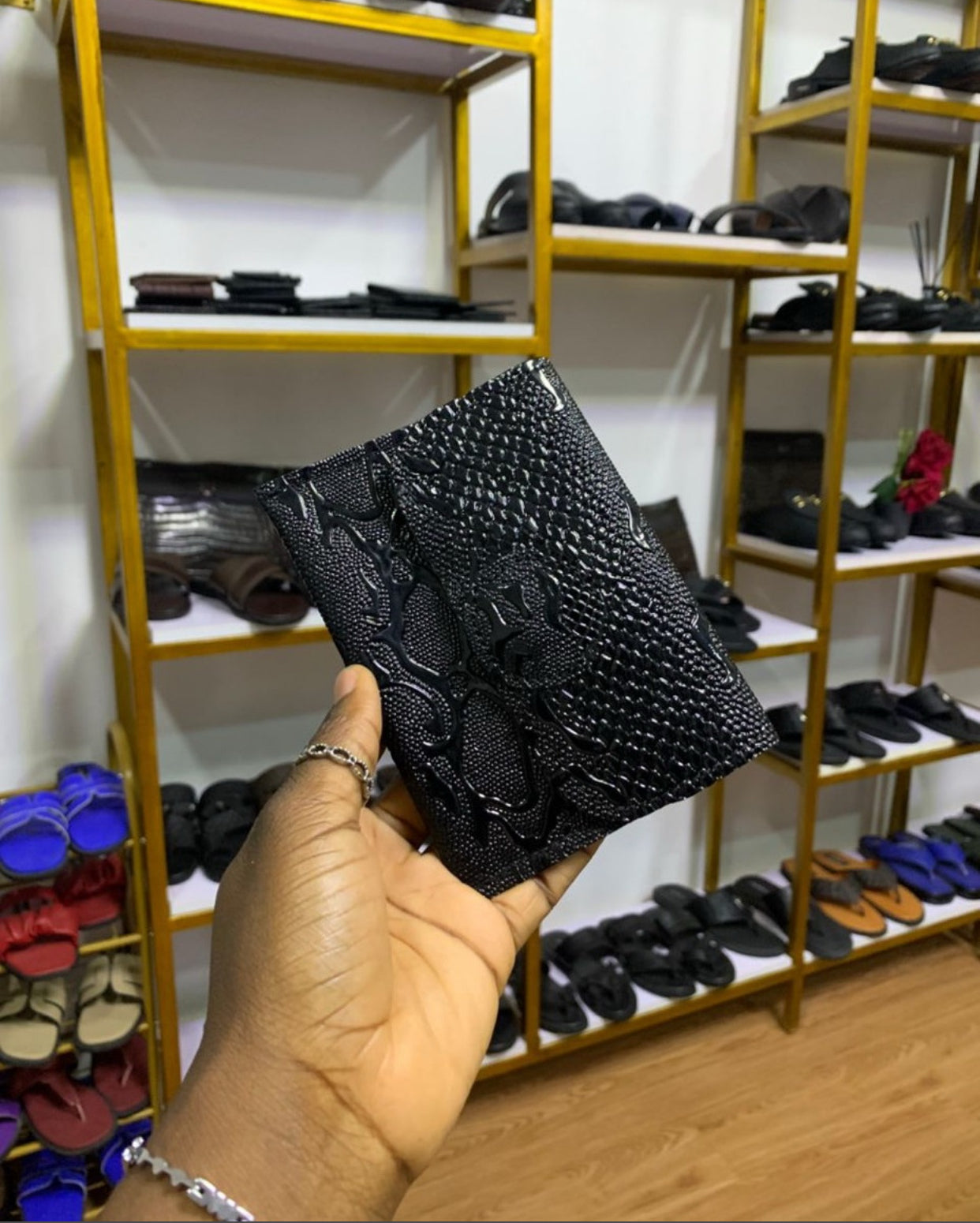 CARDHOLDER Crocs
