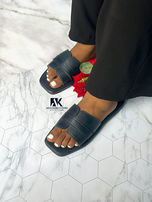 THE SADE PAIR