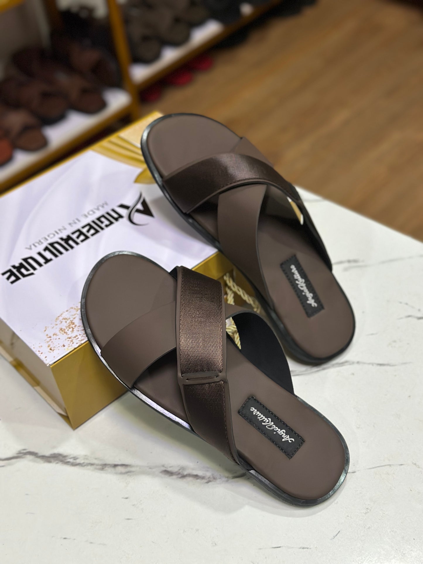 THE CHAIRMAN PAIR - BROWN