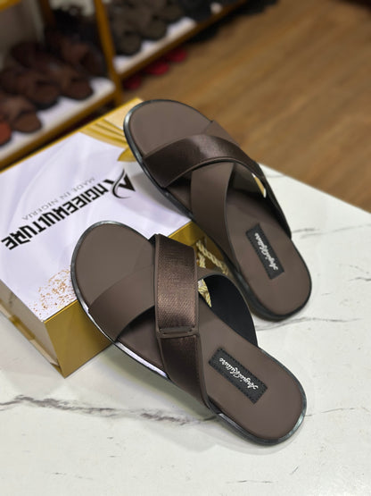 THE CHAIRMAN PAIR - BROWN
