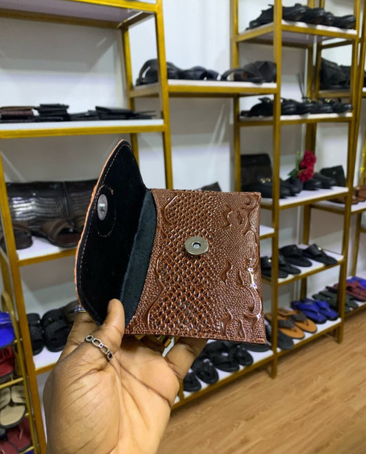 CARDHOLDER BROWN