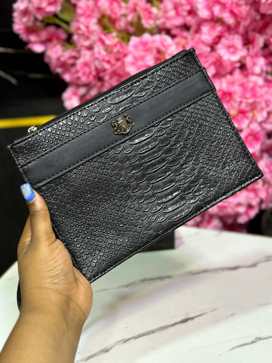 MEN’S LEATHER PURSE - BLACK PATTERNED CROCS