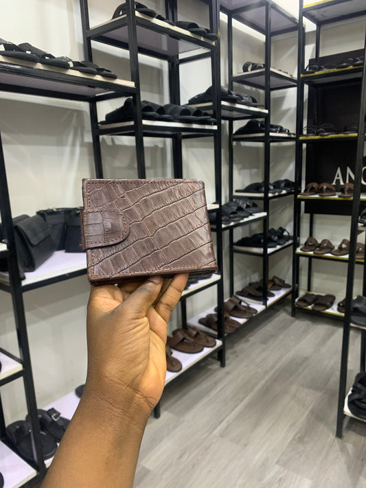 Brown crocs clip(brown)