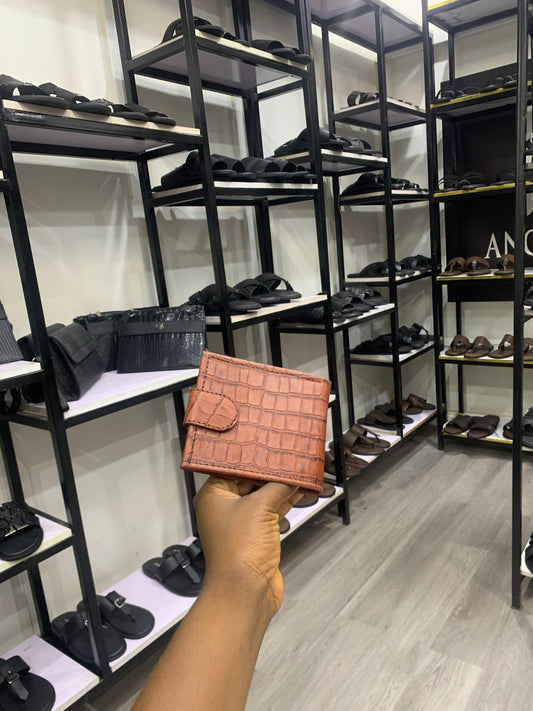 Corcs pattern leather-wallet