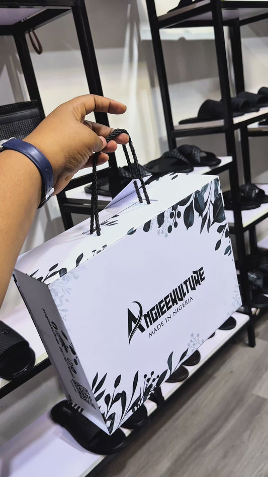 FOOTWEAR GIFTBOX - White