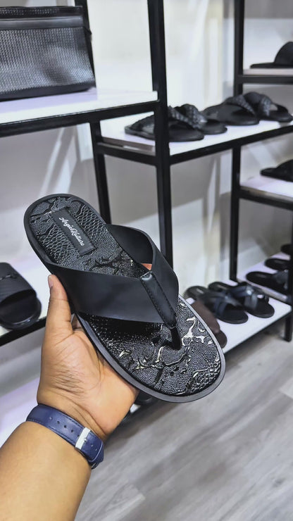 THE OGBUEFI PAIR - Black